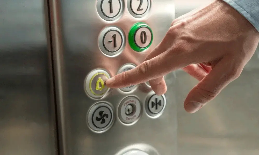 دکمه هشدار آسانسور